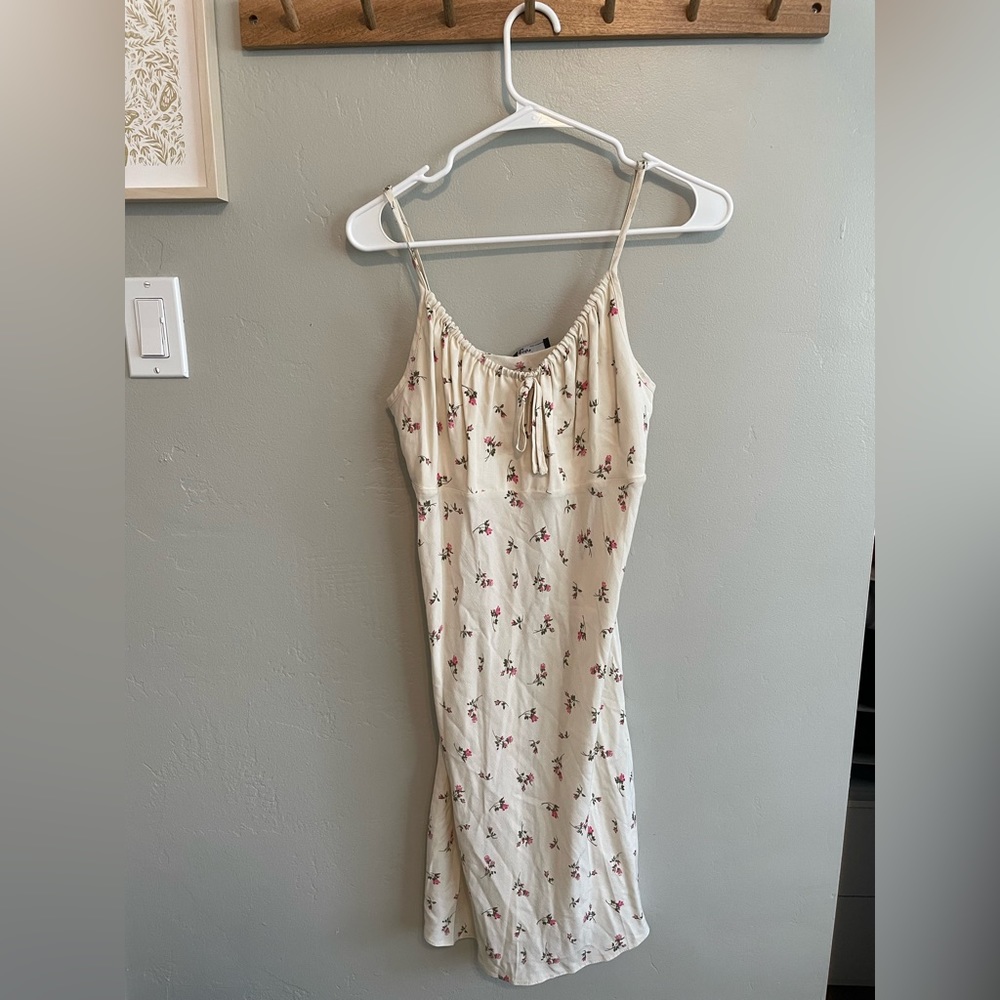 Tiny flowers sundress — cottage core vibes